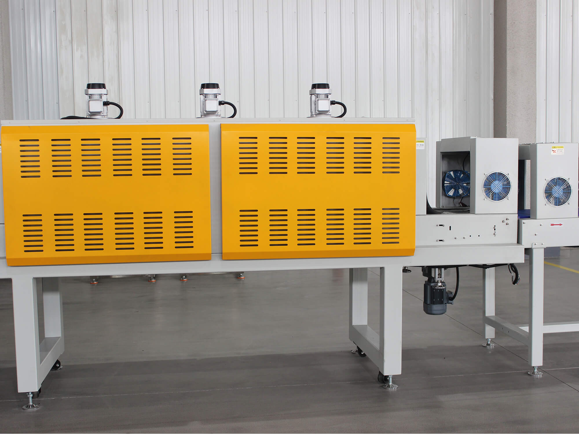 Automatic PE film shrink wrapping machine - Image 3